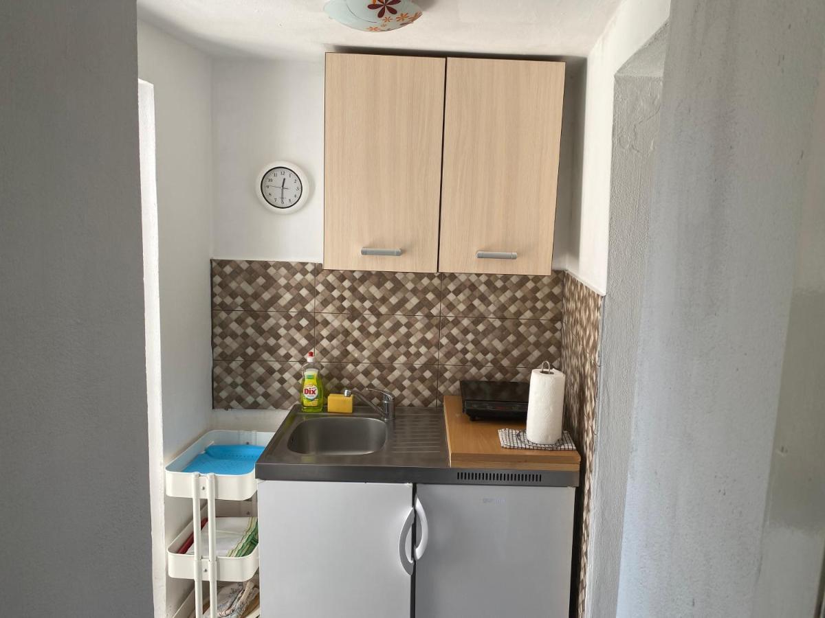 Apartment Surdić Valun Bagian luar foto