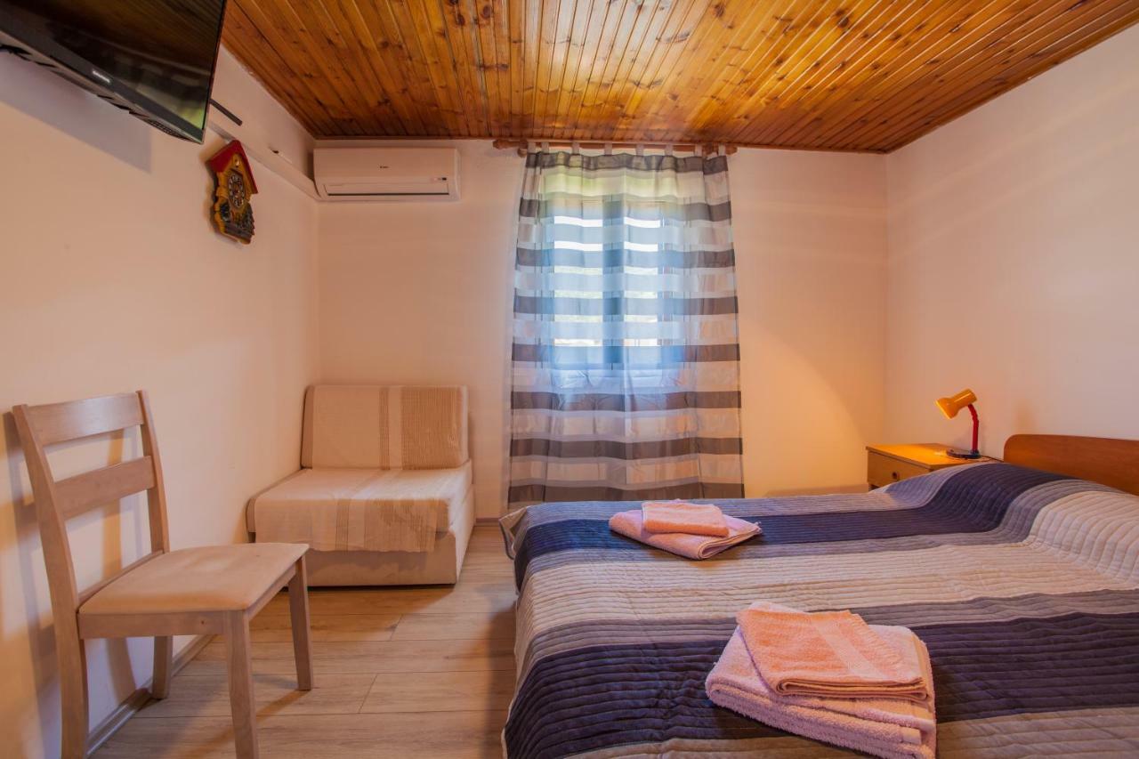 Apartment Surdić Valun Bagian luar foto